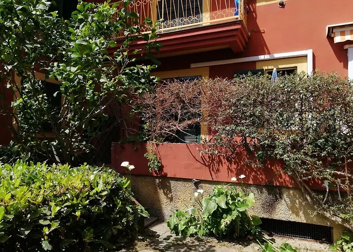 Bilocali Con Giardino Via Sivori